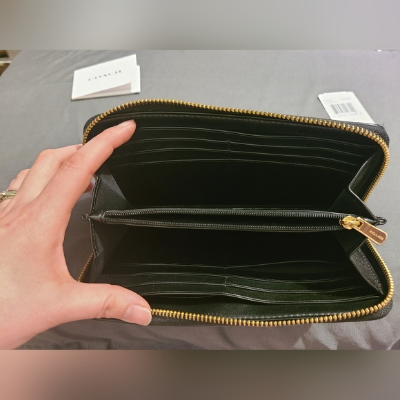 Coach leather wallet - Picture 2 of 2